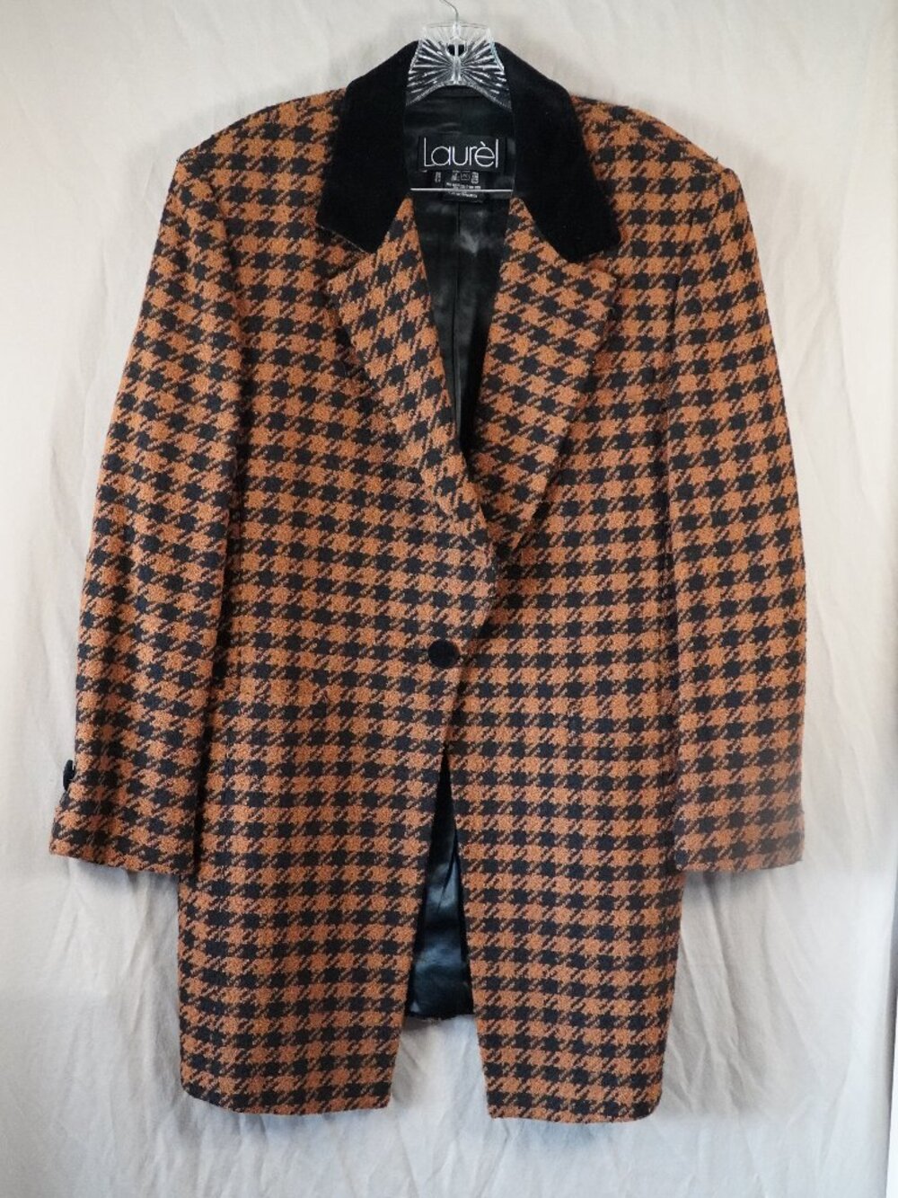 Vintage Laurèl houndstooth blazer and pencil skirt